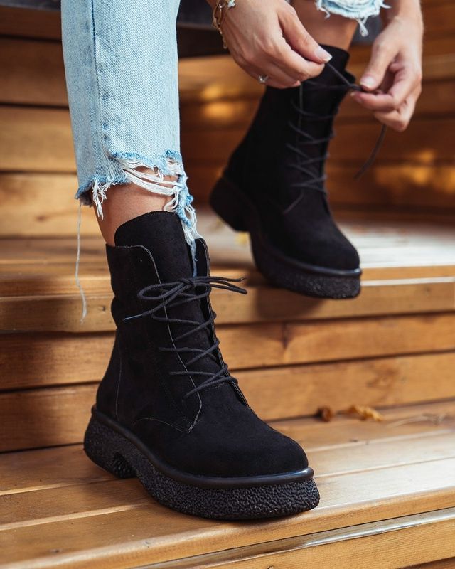 Women’s Lace-up Ankle Boots