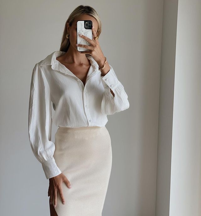 woman wearing white shirt with pencil skirt